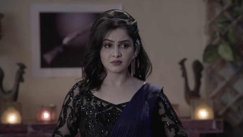 Shubhangi Atre In Black Blouse Outfit Celebrity Clothing Charmboard Shubhangi atre is married to piyush poorey. saree