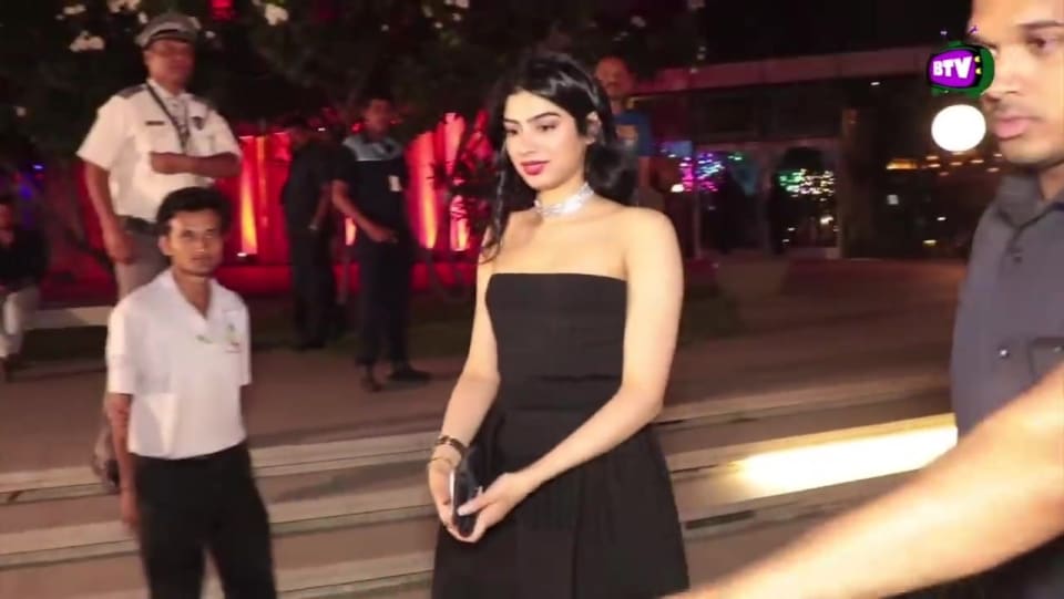 Actors Name Age Wiki Height Birth Place Career Details Bollywood Actress Drunk After Party Cant Even Walk Alone Bollywoodtelevision 2018 Charmboard She debuted in a music video that got her noticed and kick started her movie career as one of the top actresses in india and has appeared in over fifteen films in just four years. charmboard