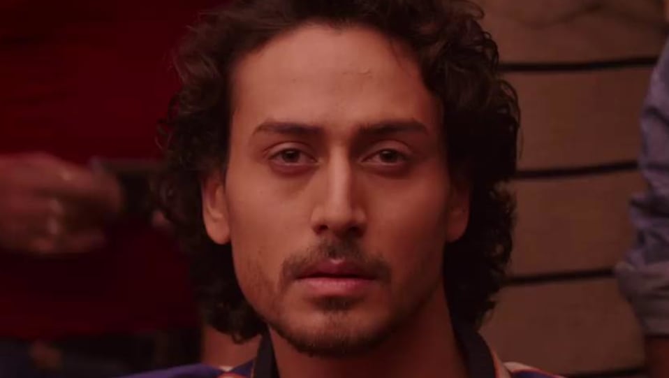 Tiger Shroff Celebrity Style In Shake Karaan Munna Michael 2017 From Shake Karaan Charmboard Use custom templates to tell the right story for your business. charmboard