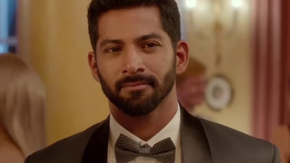 Vivan Bhatena Celebrity Style In Boond Boond Hate Story 4 2018 From Boond Boond Charmboard Yeap.he is super hot.he is so unususally hot and he is so good looking and has got super talent.he's truly a mesmerizer. shirt