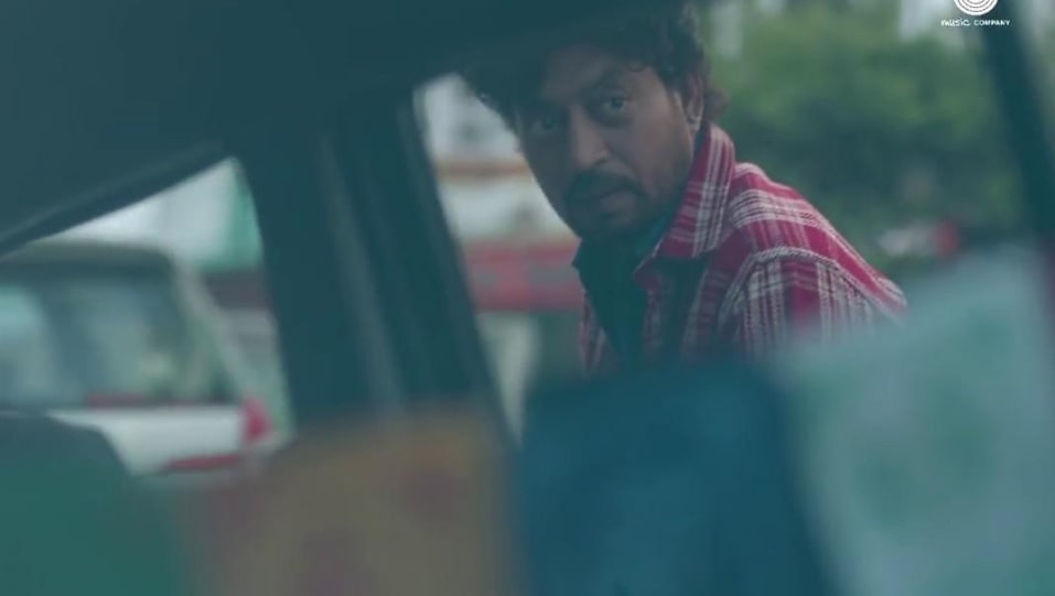 Irrfan Khan Celebrity Style In Tu Chale Toh Qarib Qarib Singlle 2017 From Tu Chale Toh Charmboard Aasmaan pe zinda main, ik parinda main chal chaloon jahaan tu kahe raaston pe tera hi banke humraahi chal chaloon jahaan tu kahe. charmboard
