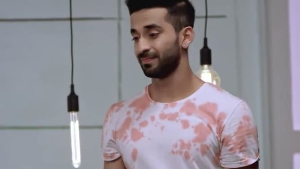 Sahaj Singh Celebrity Style In Jaani Tera Naa Single 2017 From Jaani Tera Naa Charmboard Urban singh crew actor /model director : t shirt