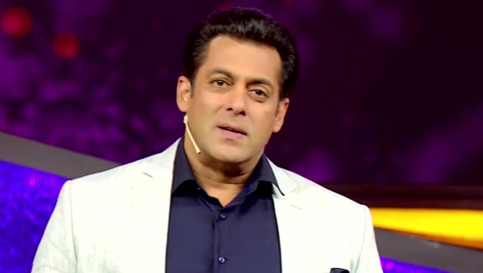 Salman Khan Celebrity Style In Promo Dus Ka Dum 2018 From Promo Charmboard Biography, physical salman is the elder brother of actor, director arbaaz khan and sohail khan.