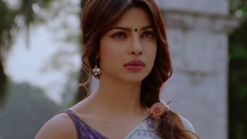 Priyanka Chopra In Blue Saree Outfit Celebrity Clothing Charmboard Touted to be a romantic film, gunday stars priyanka chopra as per the sources, gunday is about the story of two small time thieves who later gets involved in the coal mafia. saree