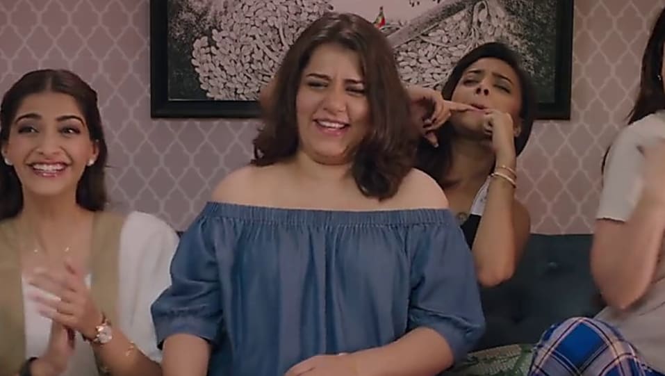 Shikha Talsania Silver Ring Matching With Look From Laaj Sharam