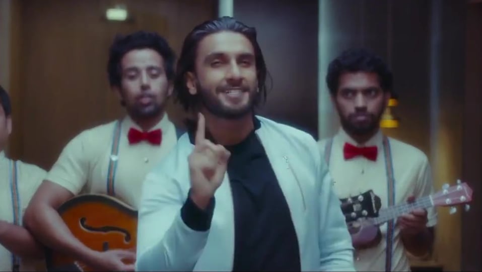 Actors Name Age Wiki Height Birth Place Career Details Set Wet Hair Gel Tv Ad Ranveer Singh Funny Advertisement Commercial Adtitle Adtitle Making Your Idea Happen 2018 Charmboard Ranveer singh comes from a wealthy business family. charmboard