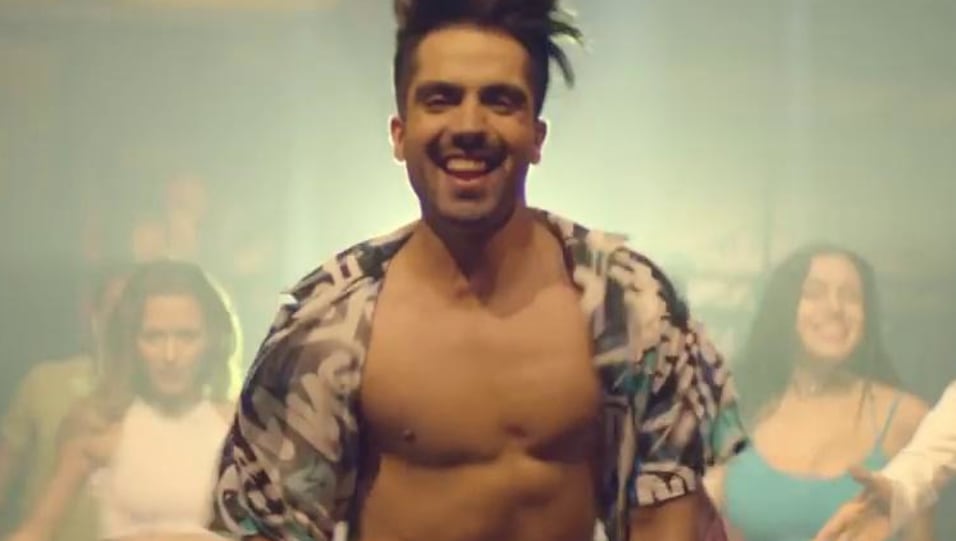 Hardy Sandhu Celebrity Style In Naah Single 2017 From Naah Charmboard Fmaj gmaj na na na naah goriye.
