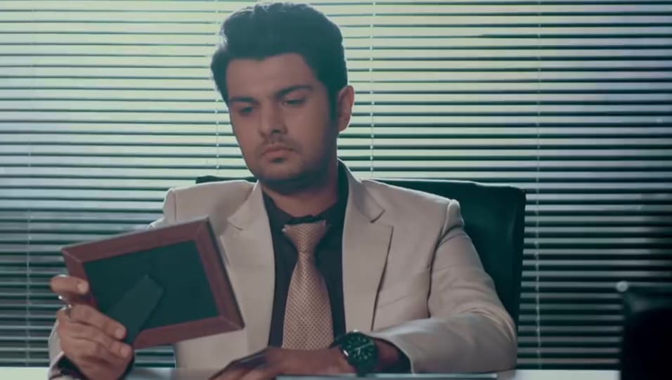 Actors Name Age Wiki Height Birth Place Career Details Hadh Episode 2 2017 Charmboard Is an american animated comedy series which stars wubbzy, an excitable wuzzleburg resident with his friends widget, an eccentric inventor and builder, walden. charmboard