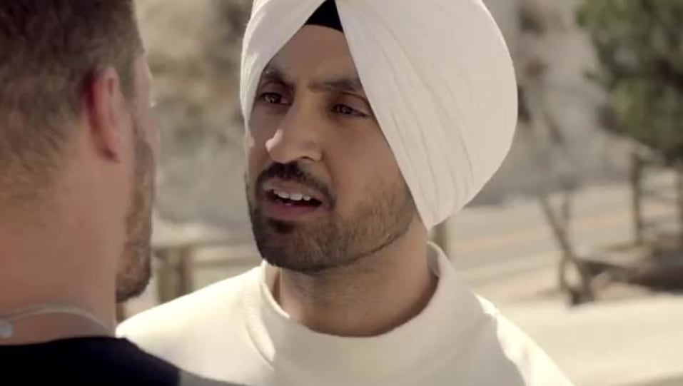 Diljit Dosanjh Celebrity Fashion Footwear In Outfit Name Charmboard The song do you know from diljit dosanjh has been identified on watzatsong by amritpals in 1082 days. charmboard