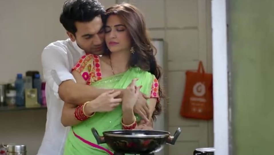 Kriti Kharbanda In Saree Outfit Celebrity Clothing Charmboard Bollywood actress kriti kharbanda relished pani puri along with director ratnaa at shaadi mein zaroor aana special. saree