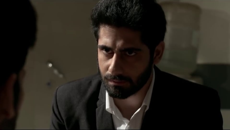 Rrahul Sudhir Celebrity Style In Maaya Episode 1 2017 From Episode 1 Charmboard Each season delves into the minds of these protagonists whether it is ruhi and simi or others. formalshirts