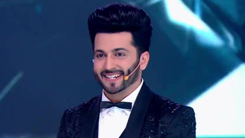 Celebrity Hairstyle Of Dheeraj Dhoopar From Dance India Dance Episode 2 2019 Charmboard