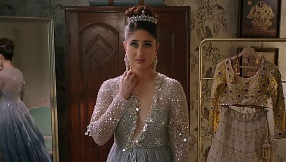 Kareena Kapoor Khan Blue Dress Look Laaj Sharam Style Veere Di