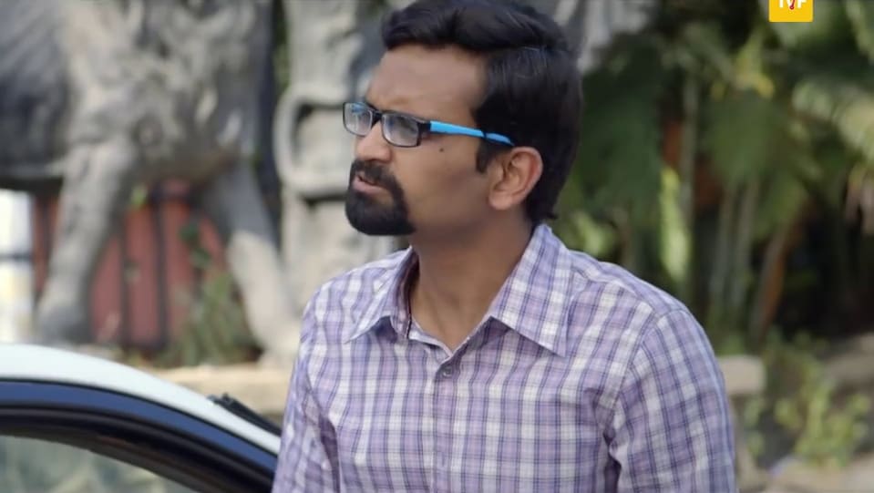 Actors Name Age Wiki Height Birth Place Career Details Tvf Permanent Roommates S02e03 The Parents 2016 Charmboard Binge watch all episodes of permanent roommates s01e01 tvfplay.com/m2rinj mikesh and tanya, who were in a long. charmboard