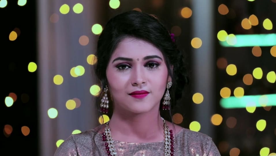 Celebrity Hairstyle of Amulya Omkar from Kamali, Episode 315, 2019 |  Charmboard