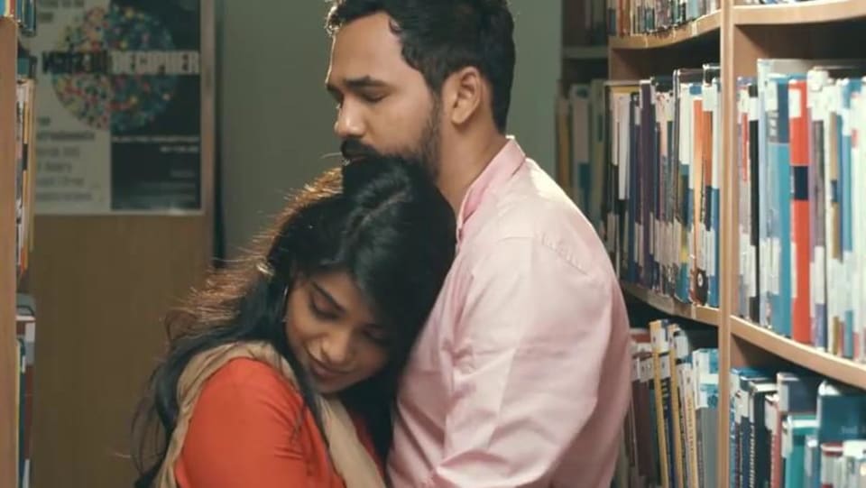 Hiphop Tamizha Celebrity Style In Enna Nadanthalum Meesaya Murukku 2017 From Enna Nadanthalum Charmboard List songs 1 adiye sakkarakatti 2 enna nadanthalum 3 maattikkichey maattikkichey 4 machi engalukku ellam 5 meesaya murukku 6 saitji saitji 7 vaadi nee vaadi. casualshirts