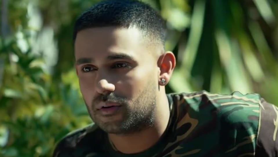 Jaz Dhami Celebrity Style In Teri Ah Single 2016 From Teri Ah Charmboard Jaz dhami | latest punjabi song 2015. t shirt