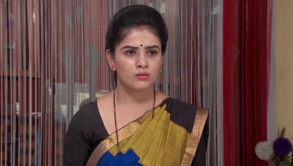 Actors Name Age Wiki Height Birth Place Career Details Muddha Mandaram Episode 1120 2018 Charmboard Nobody knows what corpse husband looks like, since his videos are illustrated exclusively by photos and animation. muddha mandaram episode 1120