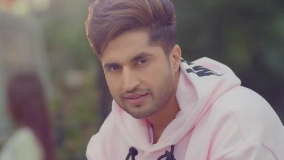 Celebrity Hairstyle of Jassi Gill from Guitar Sikhda, Single, 2017 |  Charmboard