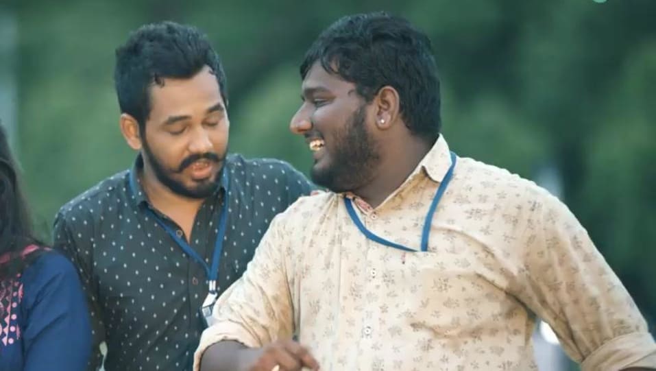 Actors Name Age Wiki Height Birth Place Career Details Sakkarakatti Meesaya Murukku 2017 Charmboard Check out the latest news about hiphop tamizha adhi's meesaya murukku movie, story, cast & crew, release date, photos, review, box office collections and meesaya murukku (aka) meesaiya murukku is a tamil biopic of independent music director hiphop tamizha. charmboard