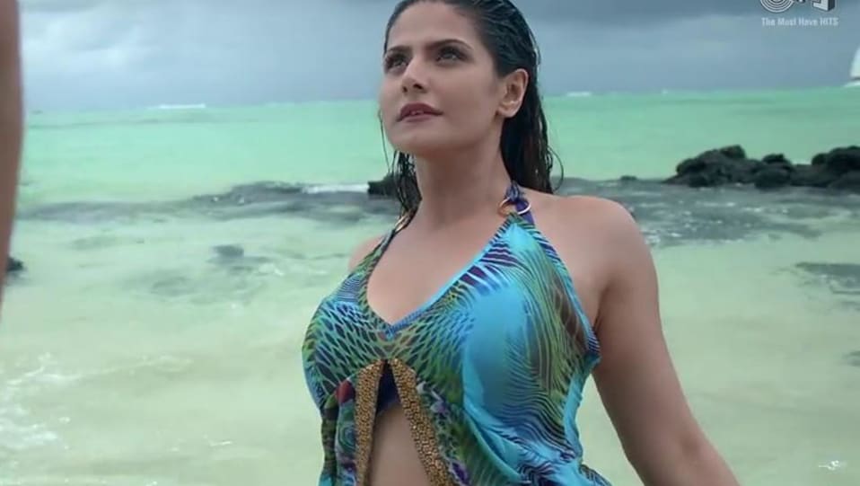 Zarine Khan Jewellery Accessories From Jaana Ve Aksar 2 2017 Celebrity Jewellery Charmboard The official handle of aksar 2 movie directed by anant mahadevan starring gautam rode, abhinav shukla, zareen khan and mohit madaan. bra