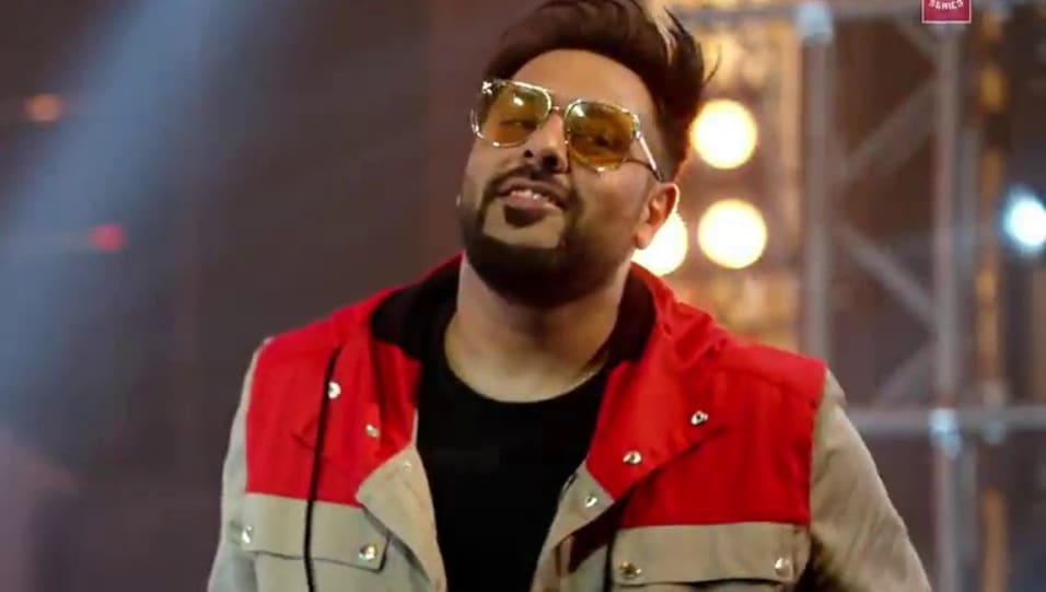 Badshah Celebrity Style In Tere Naal Nachna Nawabzaade 2018 From Tere Naal Nachna Charmboard Saveyourinternet ki me vodka lagake tere naal nachna mp3 song like www.mediafire.com/download/gepqiwof5ze37ea. jacket