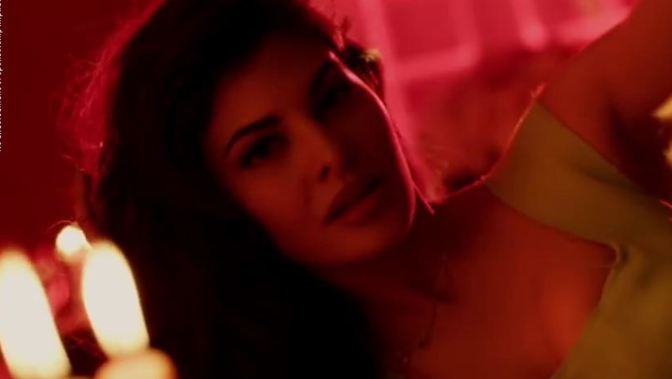 Jacqueline Fernandez Celebrity Style In Oonchi Hai Building Judwaa 2 2017 From Oonchi Hai Building Charmboard necklace