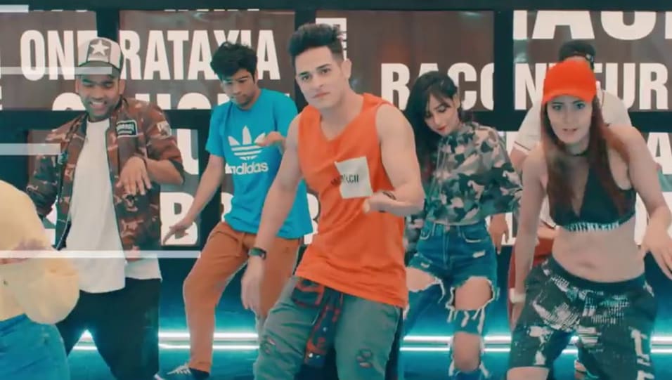 Priyank Sharma Celebrity Style In Buzz Single 2018 From Buzz Charmboard Slight buzz formed in the mid 90's. tops