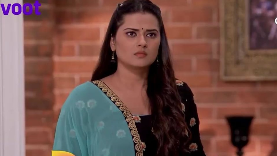 Kratika Sengar Celebrity Style In Kasam Tere Pyaar Ki Episode 450 2017 From Episode 450 Charmboard Kasam tere pyaar kii is sure to surprise viewers in the upcoming episodes. kurti