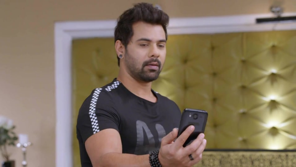 Shabbir Ahluwalia Celebrity Style In Kumkum Bhagya Episode 1286 2019 From Episode 1286 Charmboard Shabbir ahluwalia latest breaking news, pictures, photos and video news.