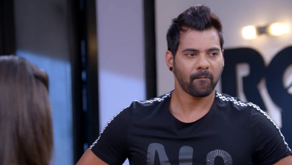 Shabbir Ahluwalia Celebrity Style In Kumkum Bhagya Episode 1290 2019 From Episode 1290 Charmboard Do you think she and shabbir should be more active on social media?
