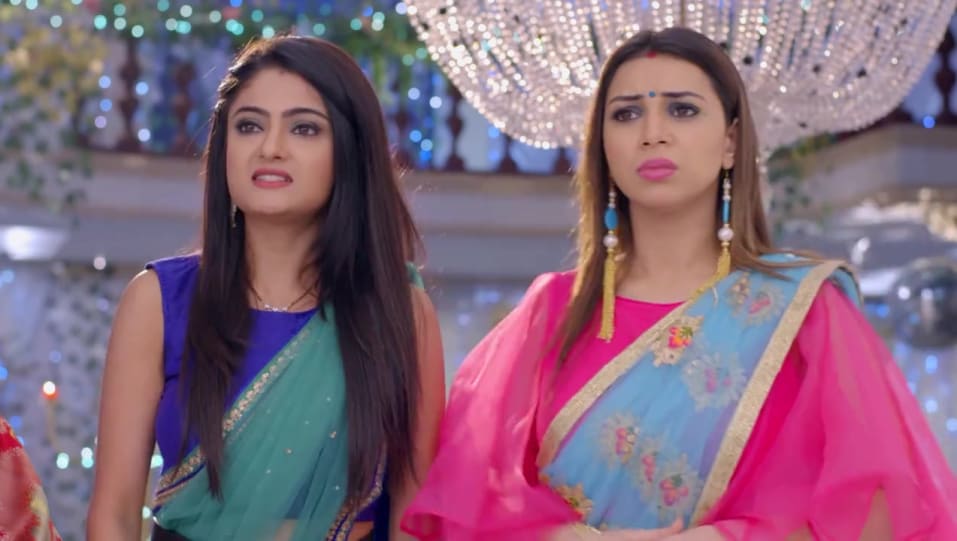 Rashmi Gupta Celebrity Style In Guddan Tumse Na Ho Payegaa Episode 85 2018 From Episode 85 Charmboard Desa fashion ile modayı yakından takip edebilir, kampanya ve indirimlerden ilk siz. kamarbandorbellychain