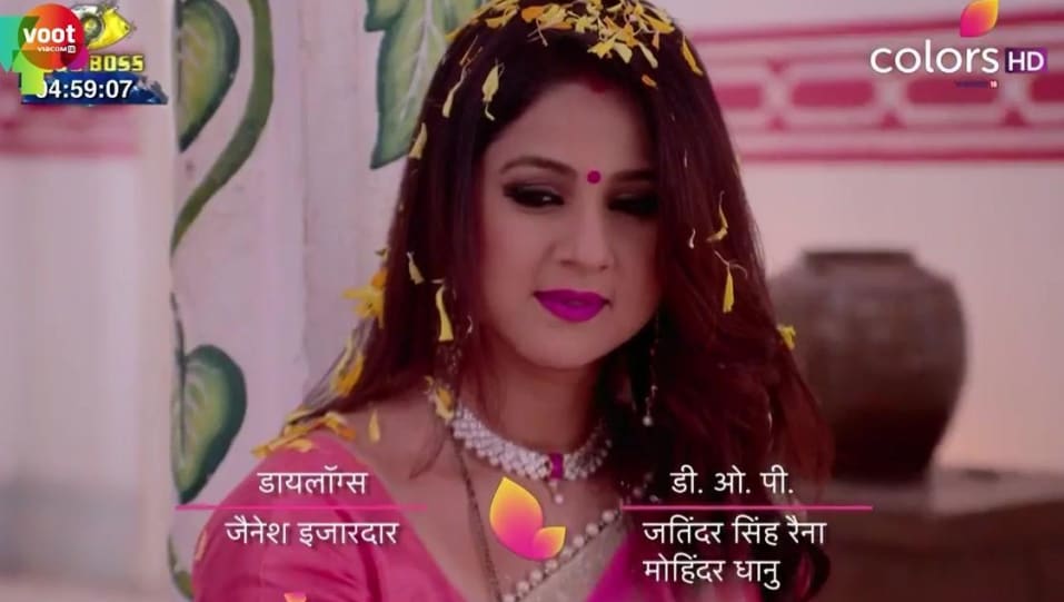 Keerti Gaekwad Kelkar Celebrity Style In Sasural Simar Ka Episode 1955 2017 From Episode 1955 Charmboard Sasural simar ka online streams on yo desi. saree