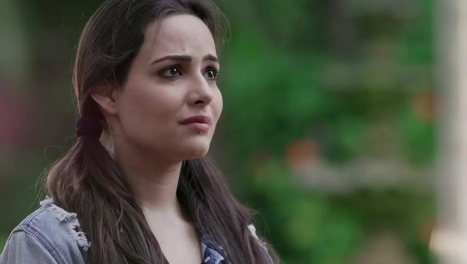 Aanchal Munjal Celebrity Style In Dil Buffering Episode 2 2017 From Episode 2 Charmboard Watch today online bawara dil serial latest full episodes of colors tv and voot, bawara dil today full hd episodes online. charmboard