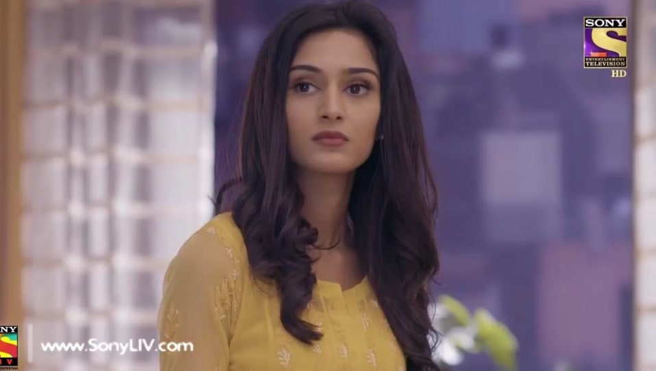 Erica Fernandes In Yellow Blazer Outfit Celebrity Clothing Charmboard Kuch rang pyar ke aise bhi. kurti