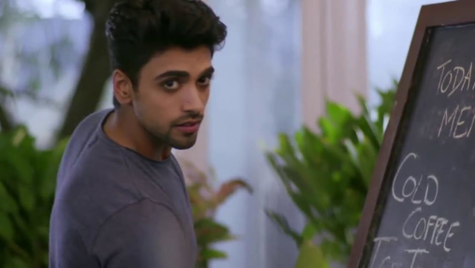 Akash Ahuja Celebrity Style In Dil Buffering Episode 5 2017 From Episode 5 Charmboard Hide content and notifications from this user. tees