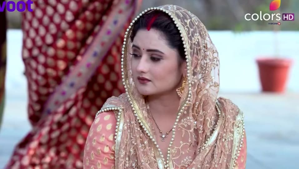 Rashami Desai Celebrity Style In Dil Se Dil Tak Episode 294 2018 From Episode 294 Charmboard The show will trace their love, and trials and tribulations as they strive to reunite with the orthodox. anarkali
