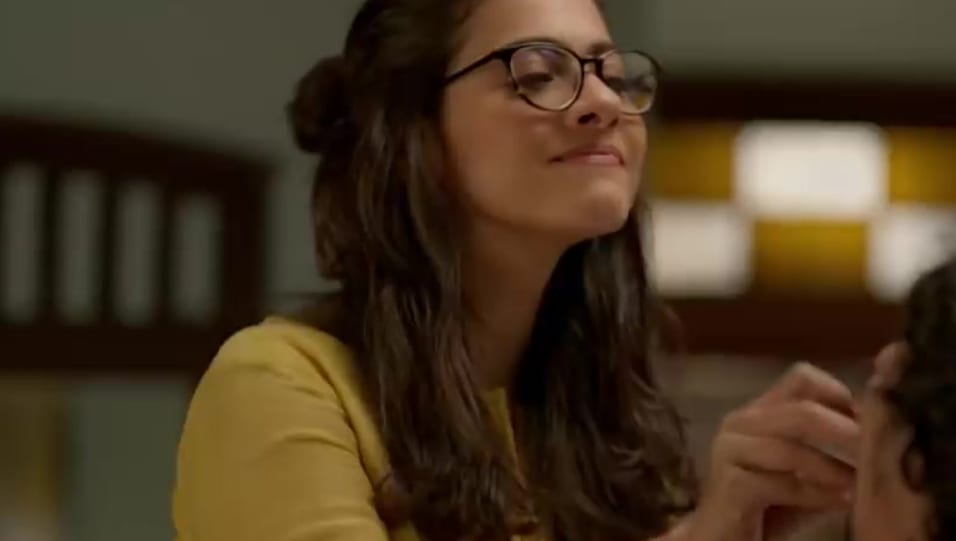 Actors Name Age Wiki Height Birth Place Career Details Mumma Ki Parchai Helicopter Eela 2018 Charmboard Parchai is new pakistani drama on air on hum tv.in parchai drama minal khan is playing main role. charmboard