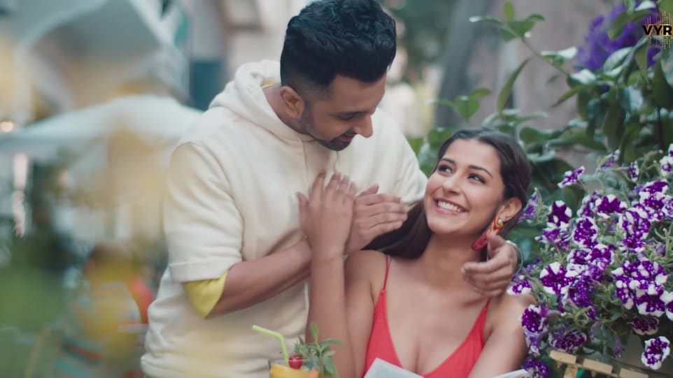 Akull Jewellery Accessories From I Love You Single 2019 Celebrity Jewellery Charmboard