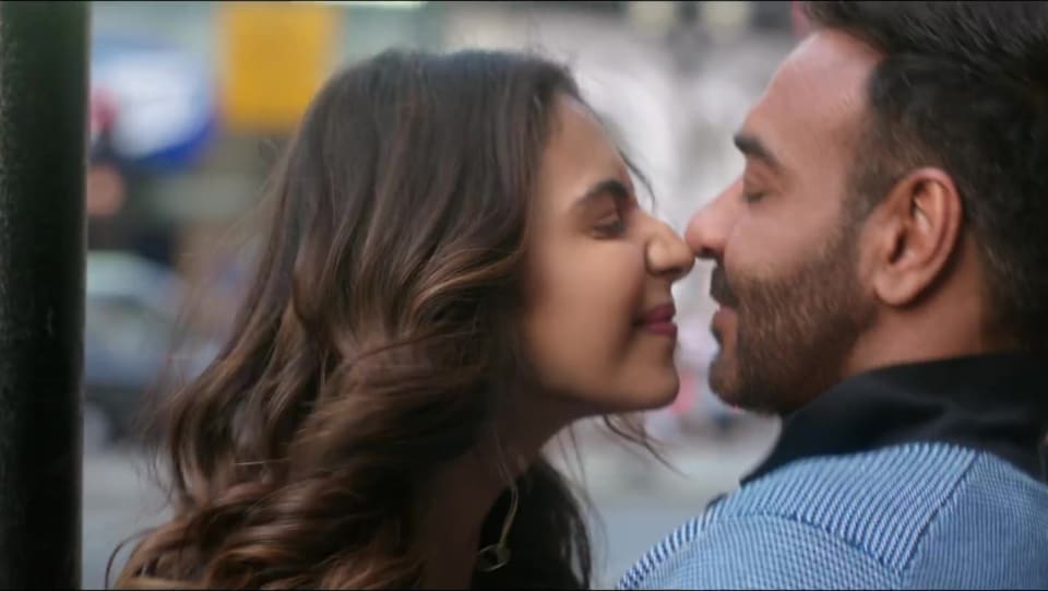 Actors Name Age Wiki Height Birth Place Career Details Tu Mila To Haina De De Pyaar De 2019 Charmboard بالعربي :de de pyaar de. charmboard