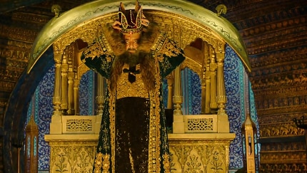 Kriti Sanon Maroon Dupatta Look Official Trailer Style Panipat