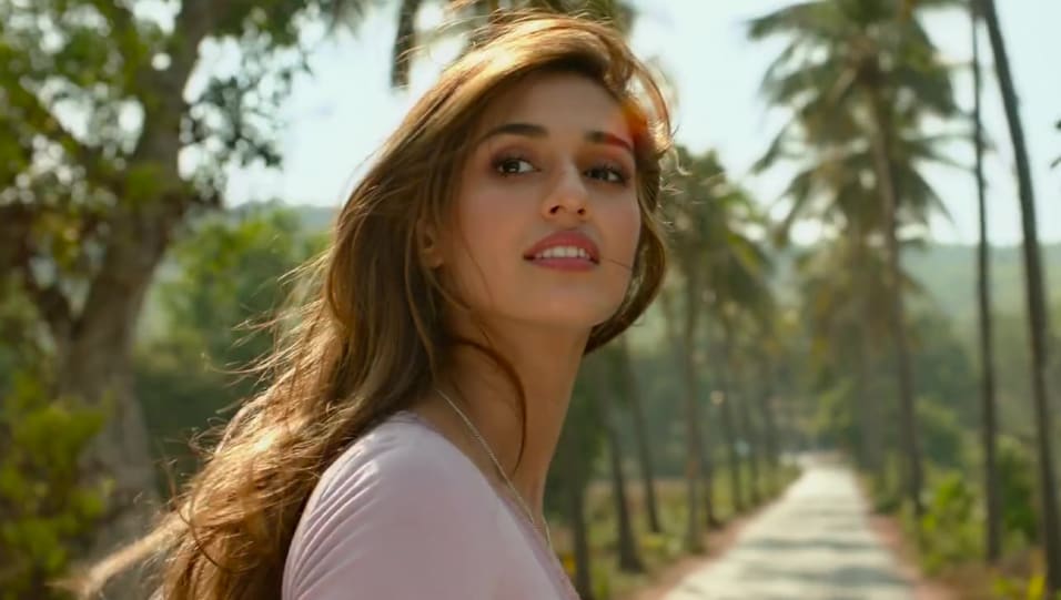 Celebrity Hairstyle of Disha Patani from Malang Title Track, Malang, 2020 |  Charmboard