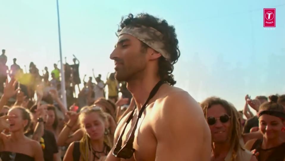 Aditya Roy Kapur Celebrity Style In Humraah Malang 2020 From Humraah Charmboard Article sony max to air world television premiere of malang this sunday. tees