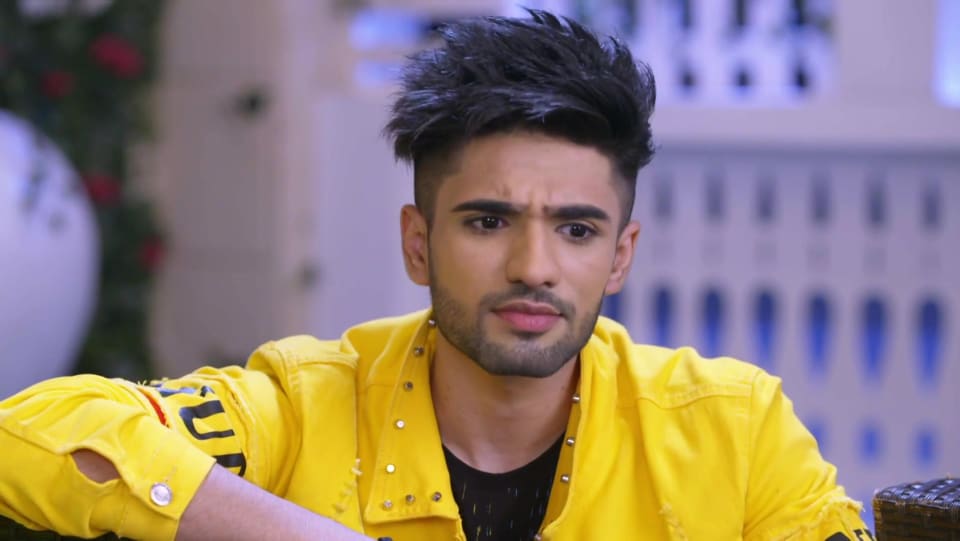 Zeeshan Khan Celebrity Style In Kumkum Bhagya Episode 1472 2019 From Episode 1472 Charmboard Kumkum bhagya is an indian television series. kada