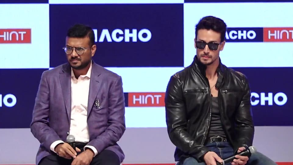 Tiger Shroff Black Jacket And Blue Jeans Look Unveils Lead Artiste