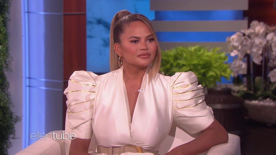 Get Chrissy Teigen Straight High Ponytail Hairstyle In