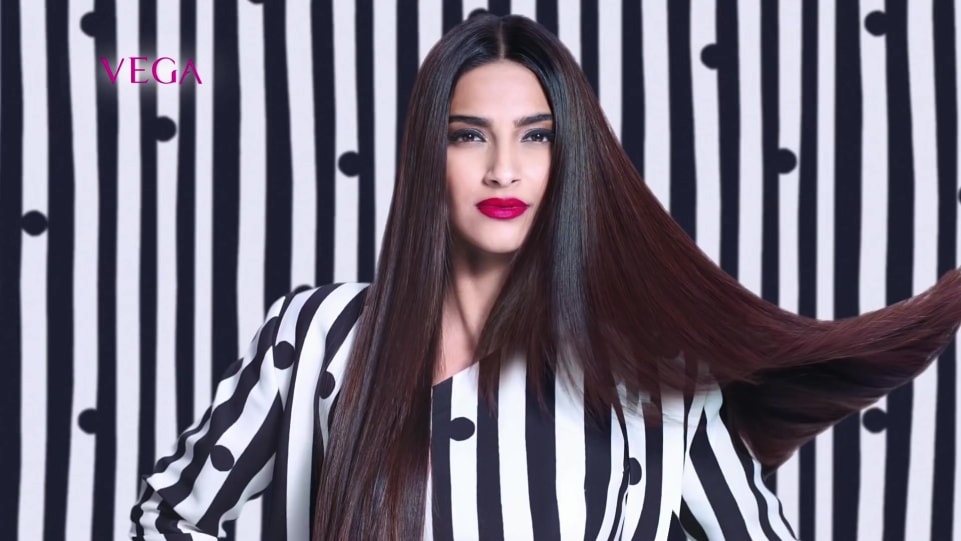 Celebrity Hairstyle Of Sonam From Vega New Brand Film With Sonam Kapoor Vega 2018 Charmboard Come with multiple heat settings to suit all types of hair. blazer