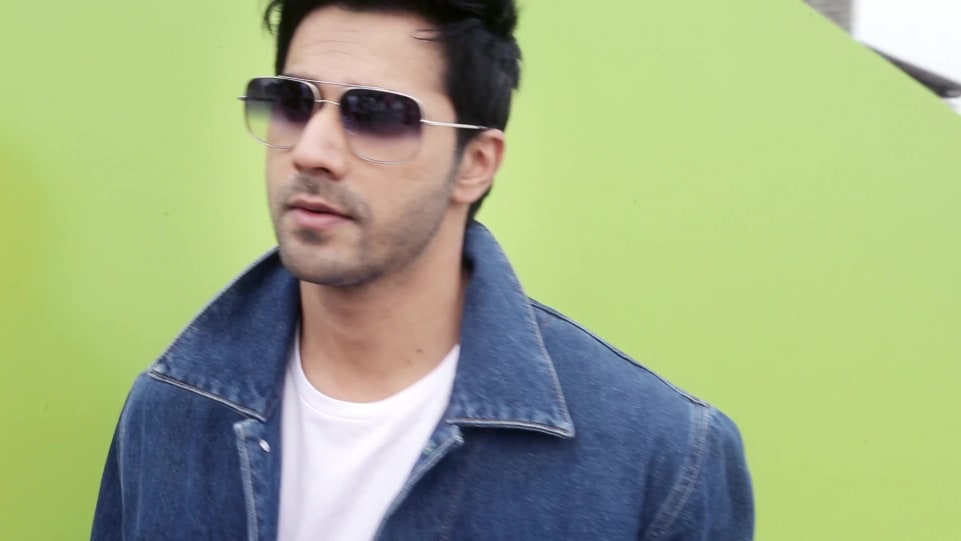 Varun Dhawan Celebrity Style In Alia And Varun For Idee Eyewear Idee Eyewear 2018 From Alia And Varun For Idee Eyewear Charmboard That is why we suggest to your attention a trendy set of men's hair styles that will never go. sunglasses