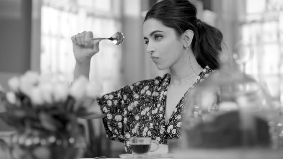 Social Buzz Deepika Padukone Latest News Images Updates Posts Experience Axis Axis Bank 2018 Charmboard