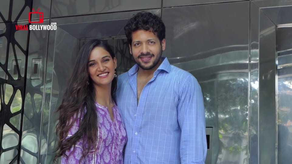 Actors Name Age Wiki Height Birth Place Career Details Nihar Pandya With Mukti Mohan And Shakti Mohan Spotted At Itwplayworx Bandra Viral Bollywood 2019 Charmboard Nihar has been in the news because of his. nihar pandya with mukti mohan